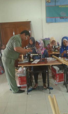 Pelatihan Menjahit