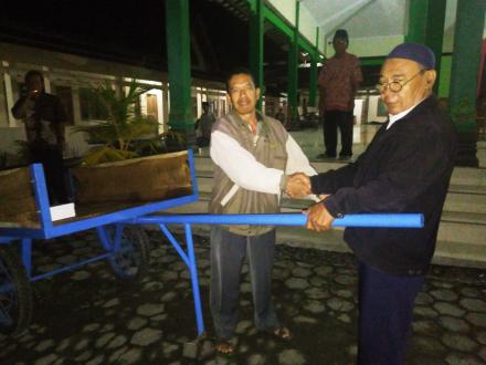 Penyerahan Bantuan 