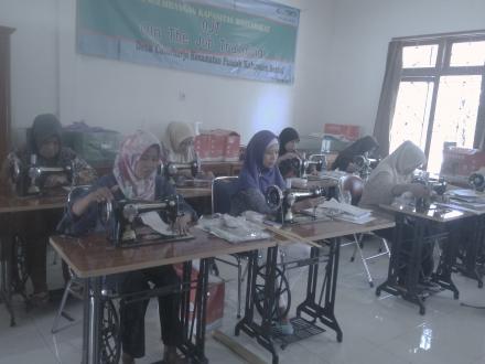 Pelatihan Menjahit