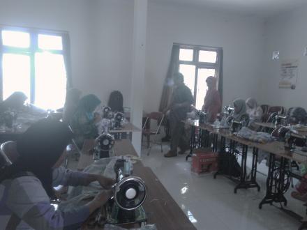 Pelatihan Menjahit